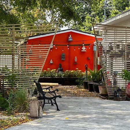 Flora'S Garden Apartment/Studio North Miami Extérieur photo