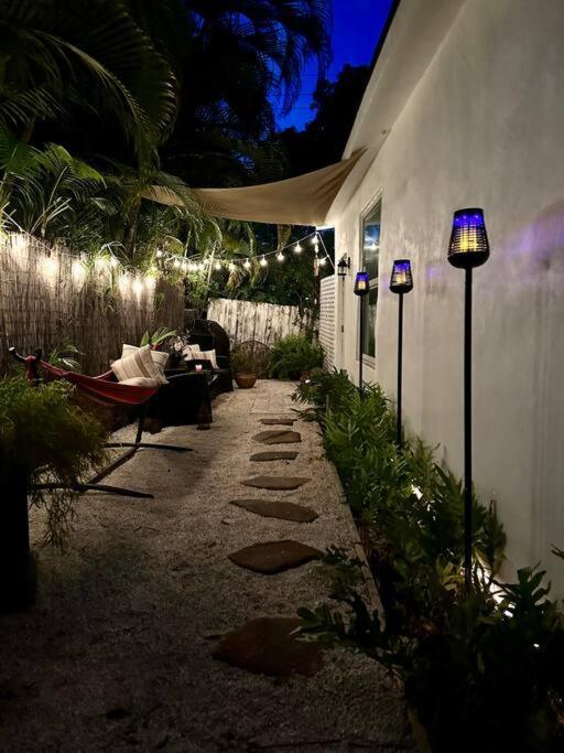 Flora'S Garden Apartment/Studio North Miami Extérieur photo