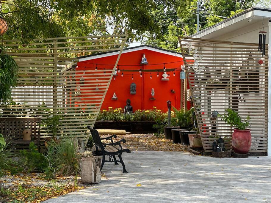 Flora'S Garden Apartment/Studio North Miami Extérieur photo