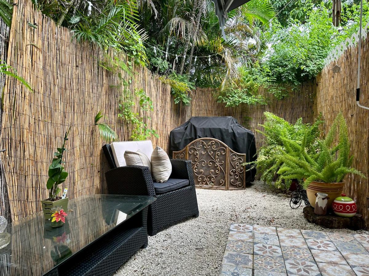 Flora'S Garden Apartment/Studio North Miami Extérieur photo